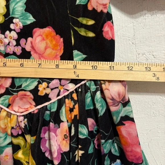 VTG Amy Byer Colorful Floral Puff Sleeve Fit and Flare Dress Velvet Sz 8 Girls - Picture 4 of 11